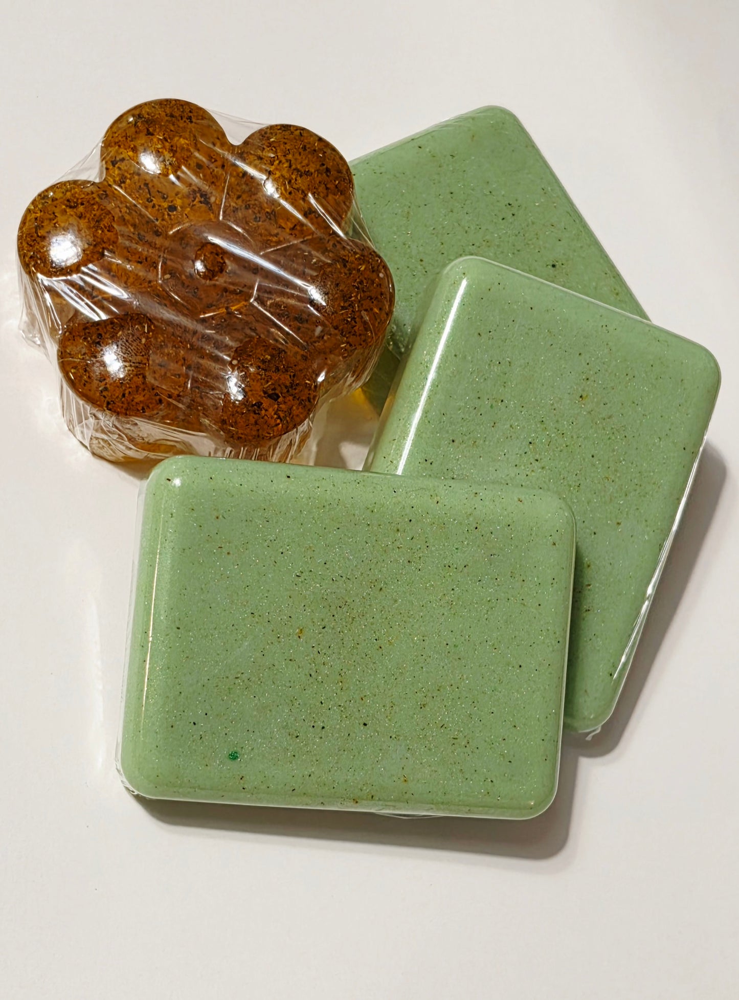SATIN SHAVING. Shea Butter, Argan & Aloe-Handmade. (3 Aloe + 1 Chammomile Honey)